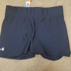 Under Armour Womens XL compression shorts
